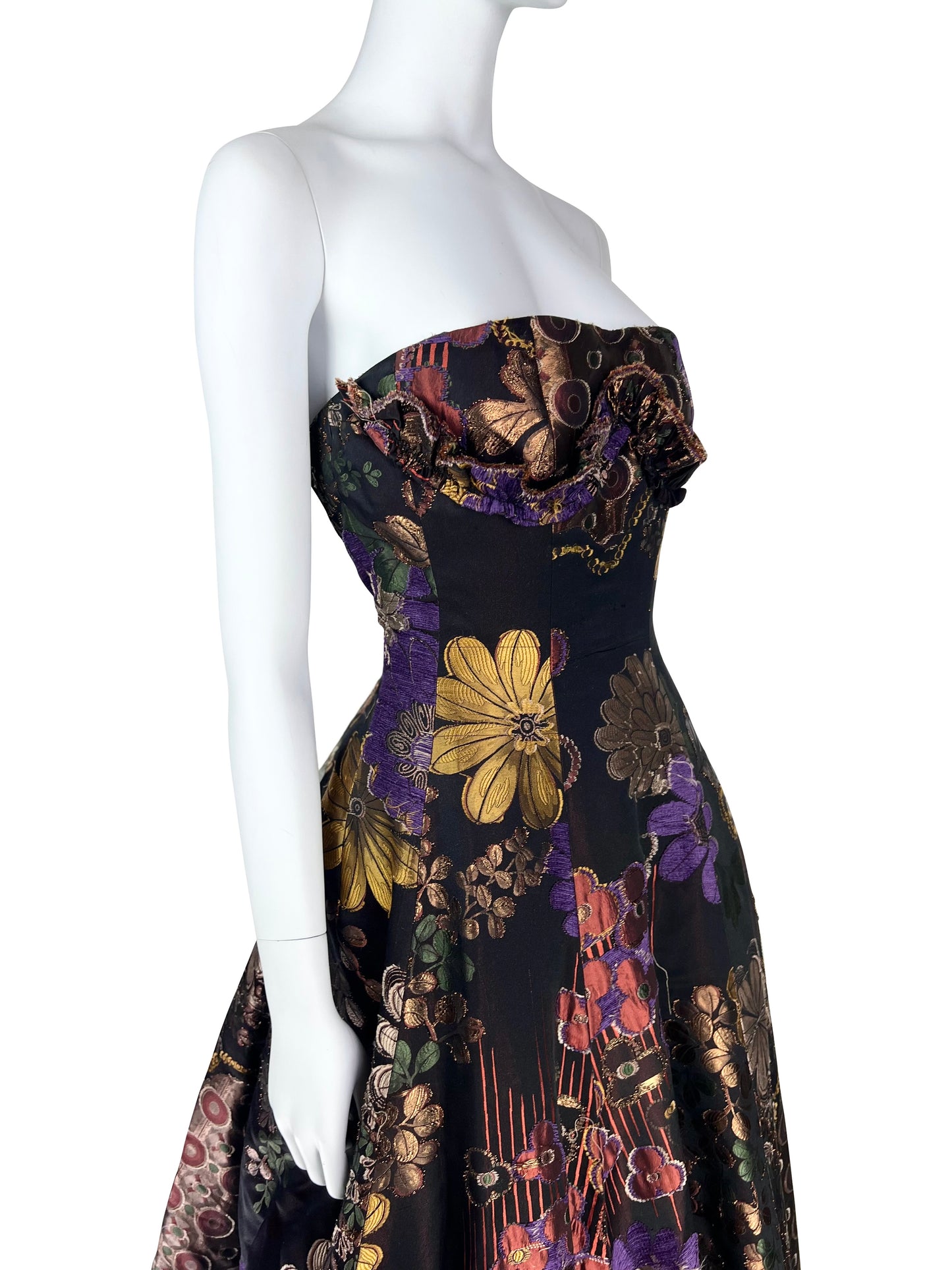 Oscar de la Renta Fall 2005 Floral Jacquard Strapless Ballgown