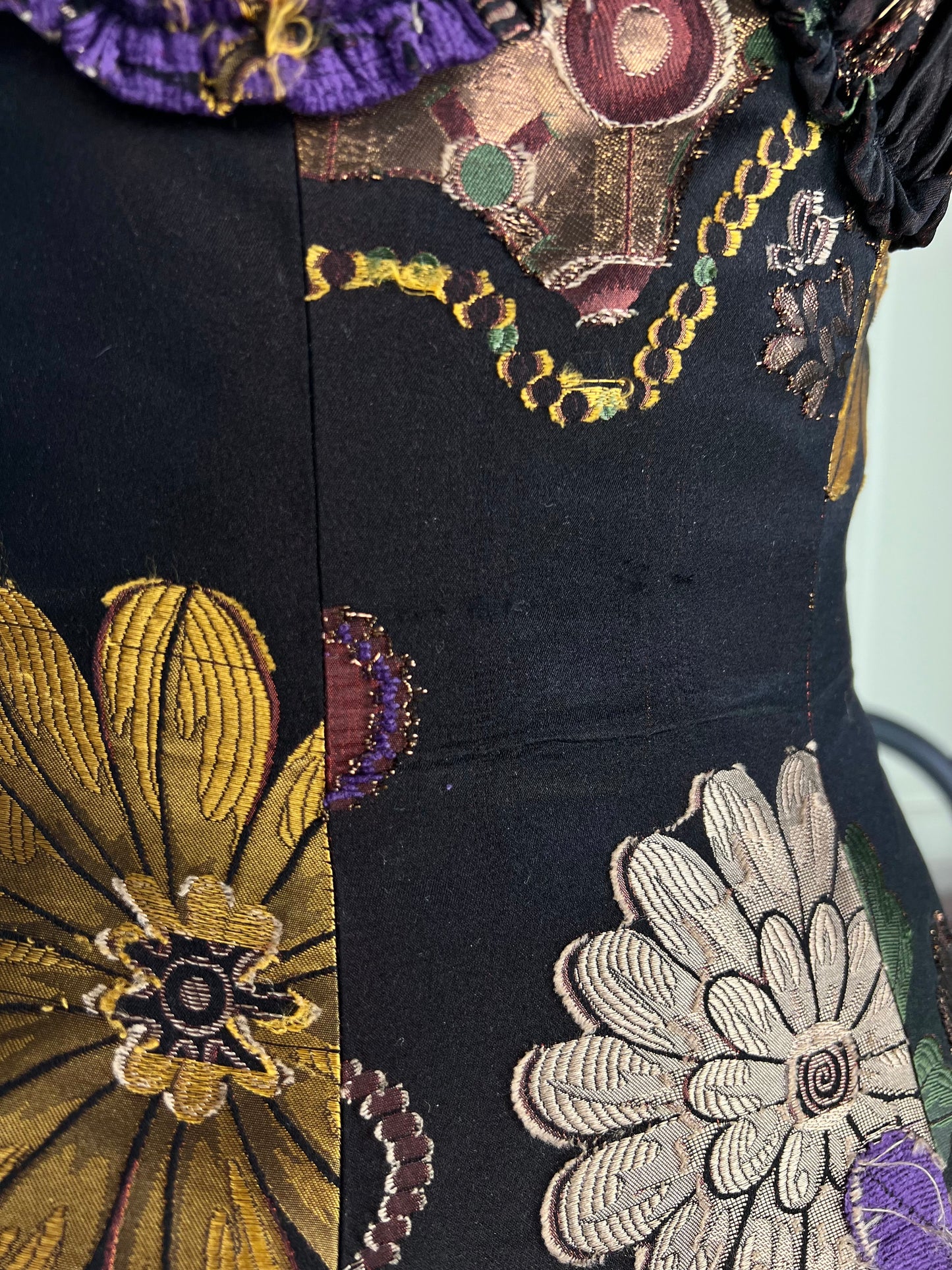 Oscar de la Renta Fall 2005 Floral Jacquard Strapless Ballgown