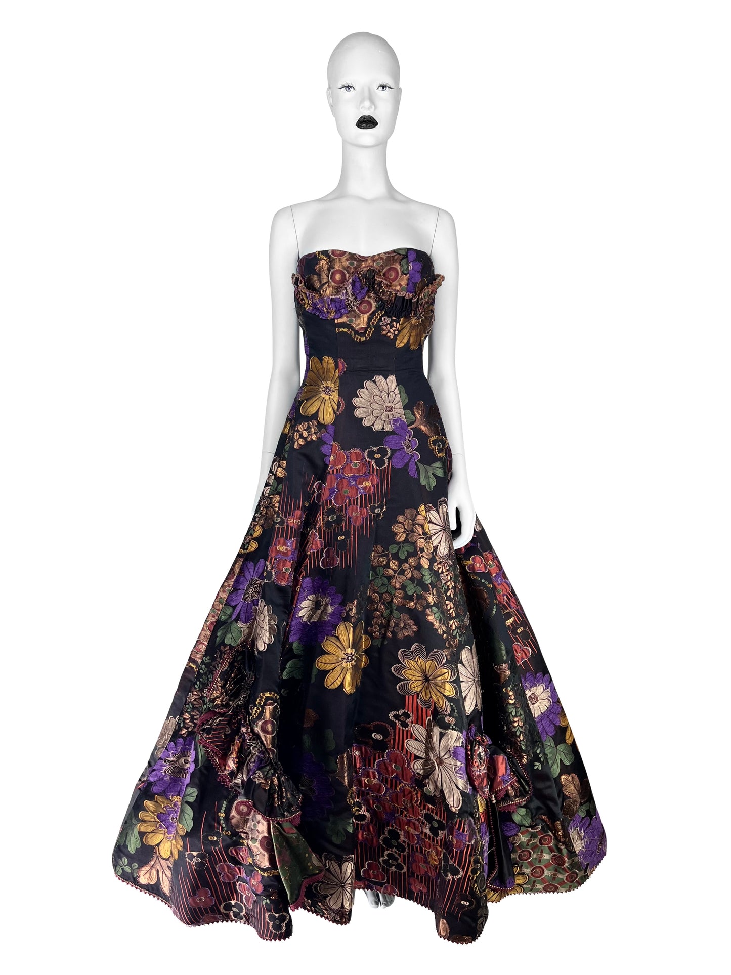 Oscar de la Renta Fall 2005 Floral Jacquard Strapless Ballgown