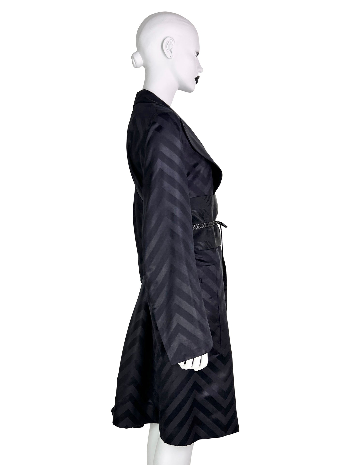 Gucci Fall 2002 Kimono and Belt Runway Look
