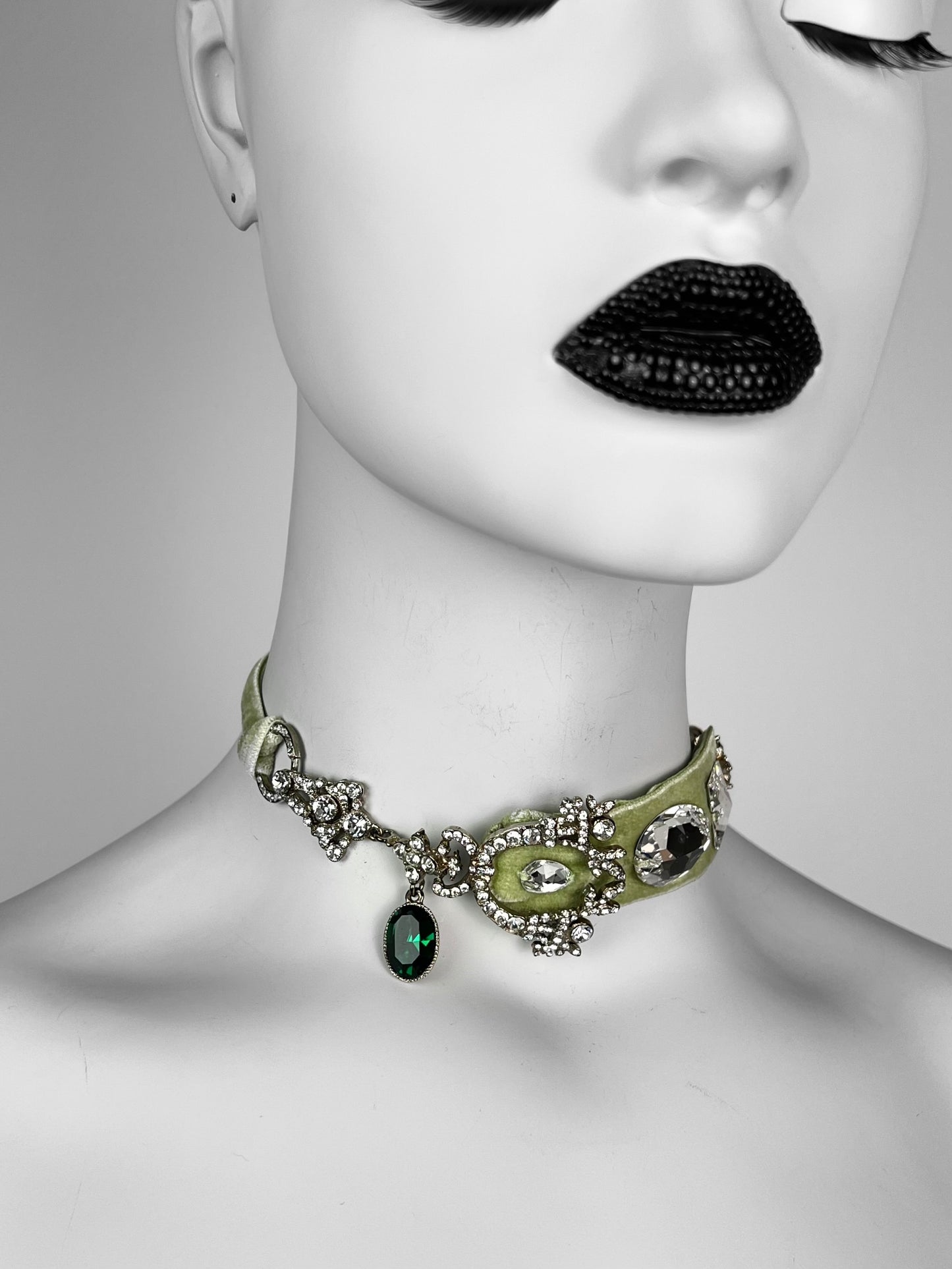 Dior by John Galliano Spring 2005 RTW Runway Velvet Choker