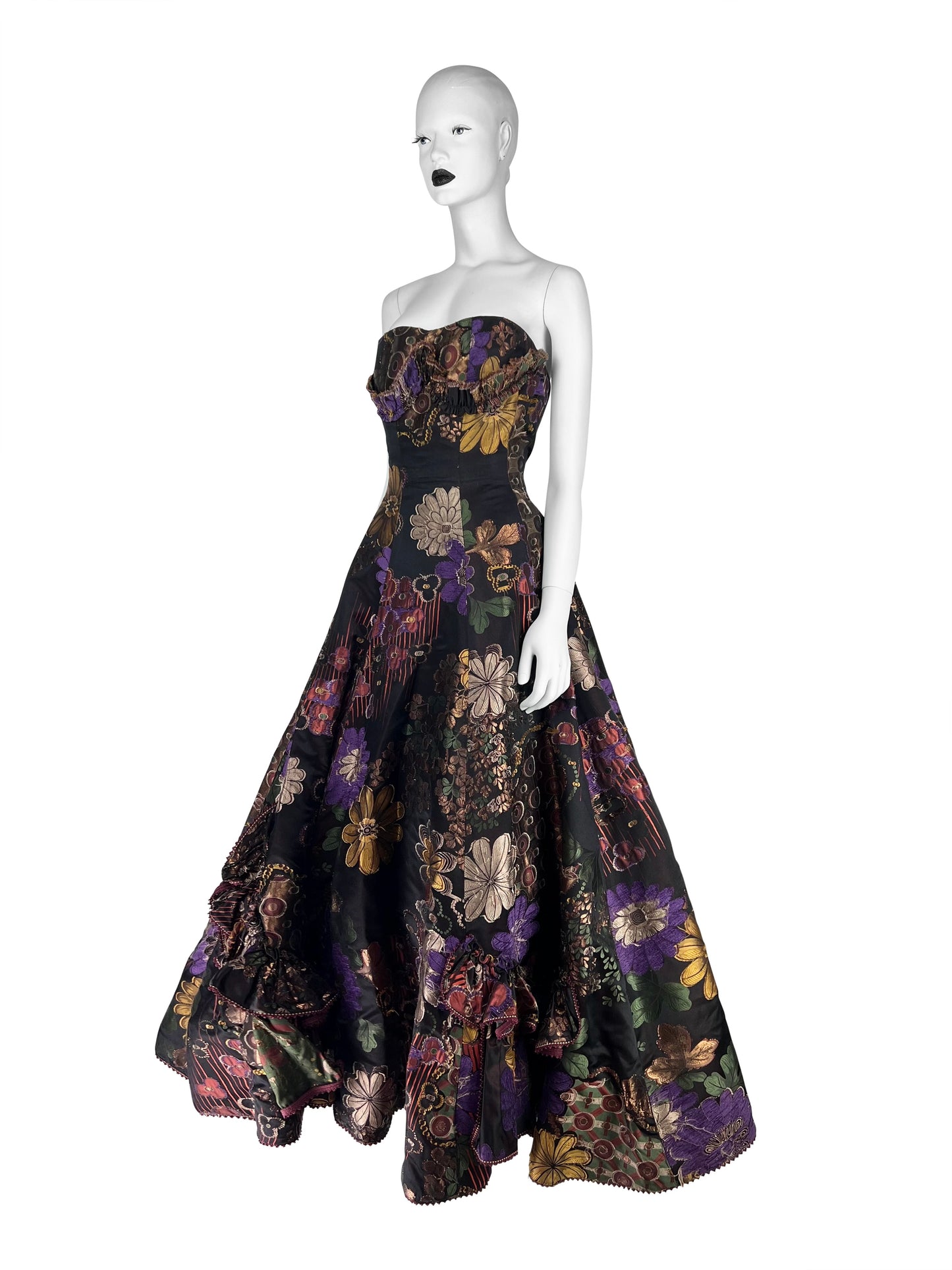 Oscar de la Renta Fall 2005 Floral Jacquard Strapless Ballgown