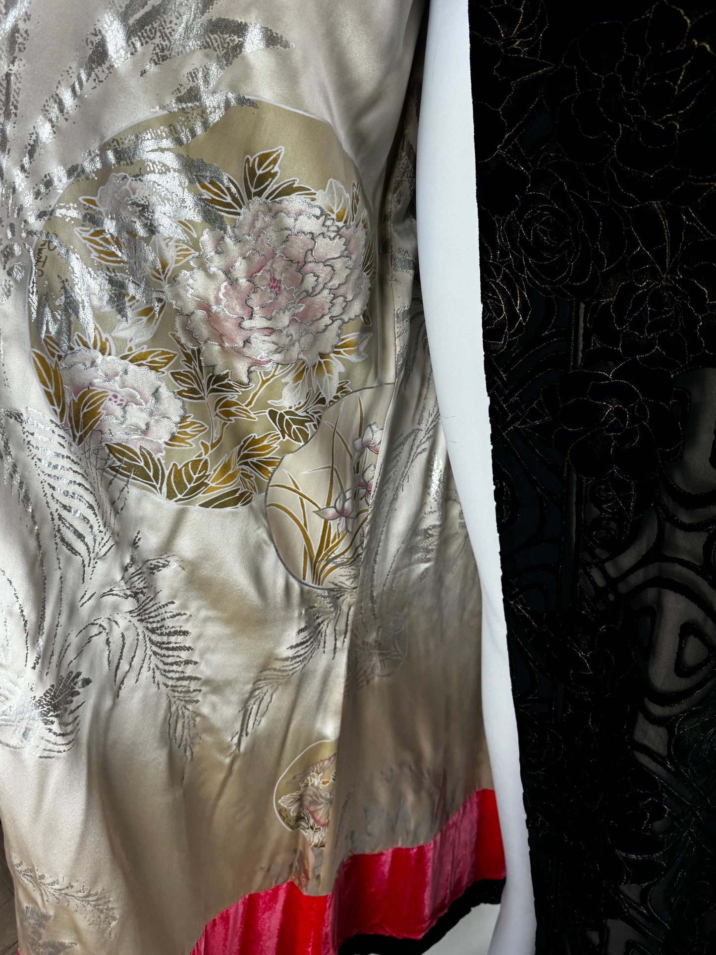 Roberto Cavalli Fall 2006 Velvet Coat / Dress
with Silk Lining