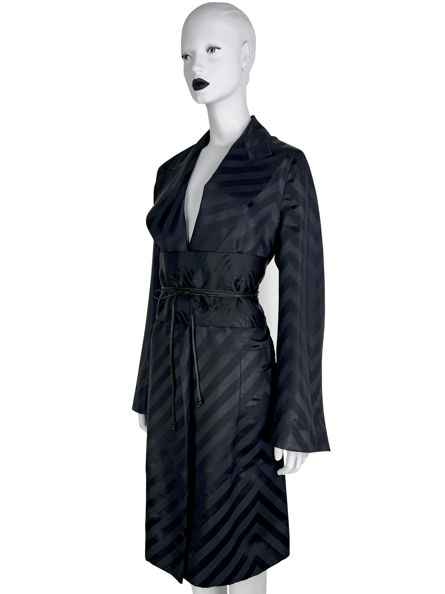 Gucci Fall 2002 Kimono and Belt Runway Look