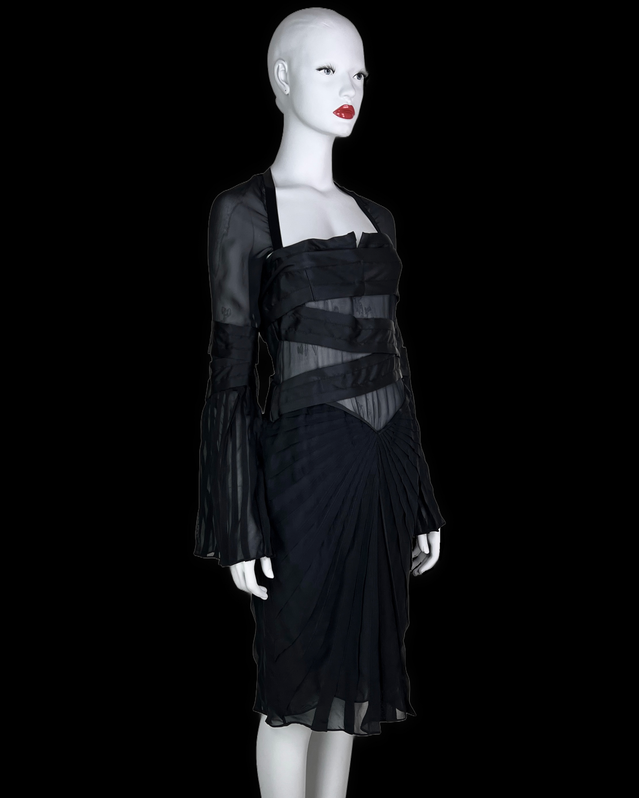 GUCCI★グッチ★素敵！Leather Belted Goddess Pleated Dress GUCCI Belted pleated silk-jacquard midi shirt dress | NET-A