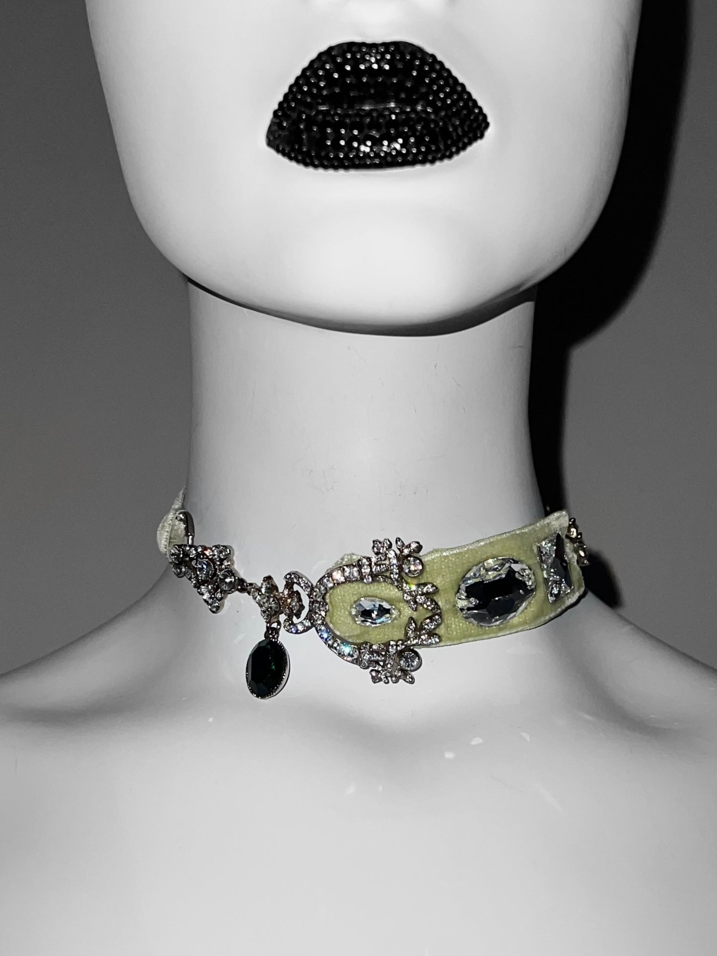 Dior by John Galliano Spring 2005 RTW Runway Velvet Choker