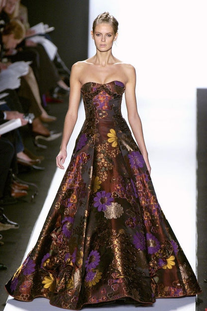 Oscar de la Renta Fall 2005 Floral Jacquard Strapless Ballgown