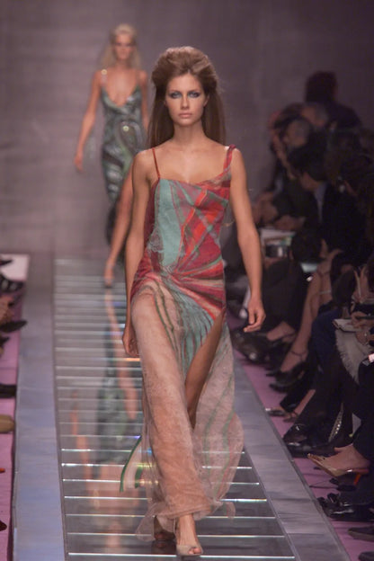 Versace Fall 2000 Lace Printed Gown